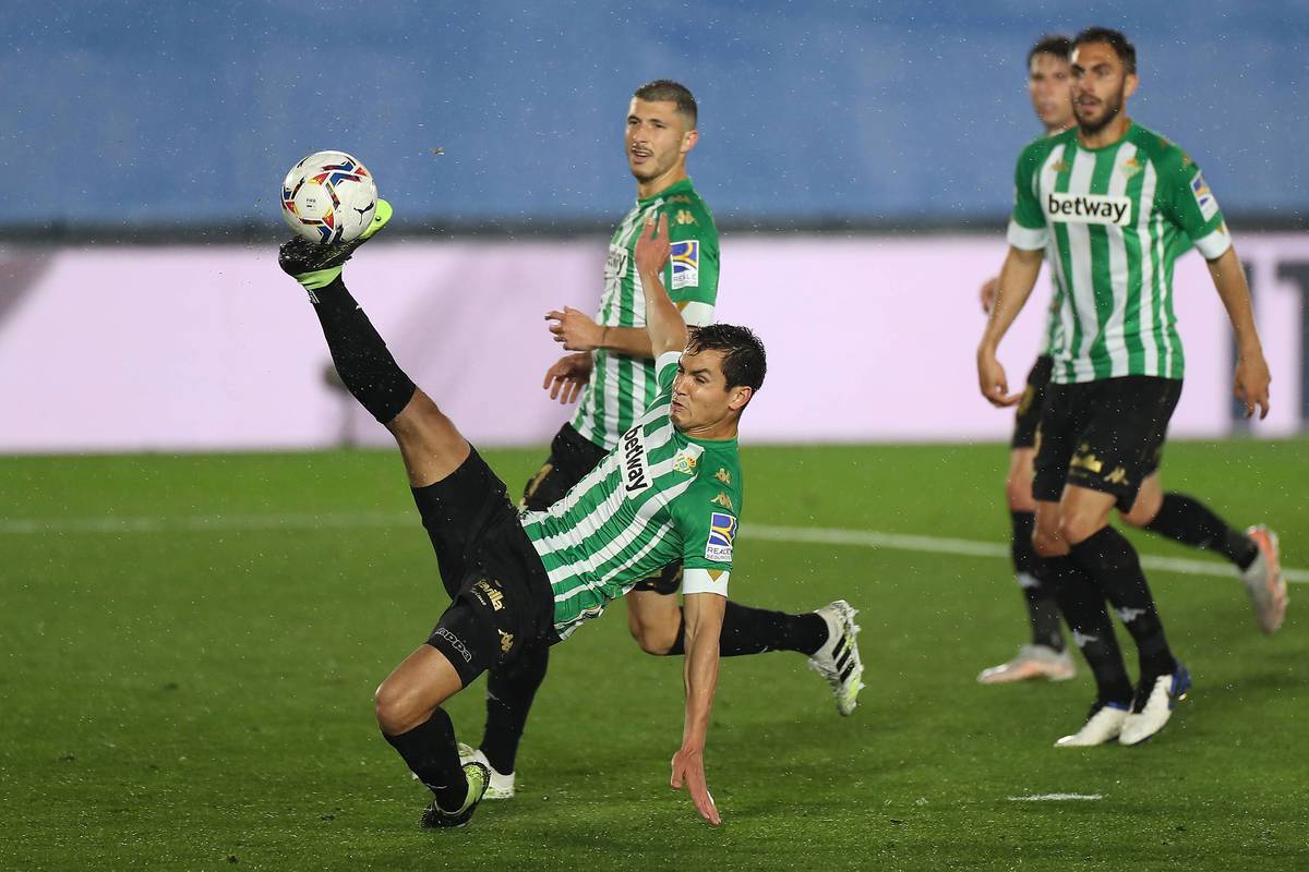 包含赛前马德里竞技强势反弹里昂今晚外线爆发，毕尔巴鄂竞技清晨复出首秀看傻球迷的词条