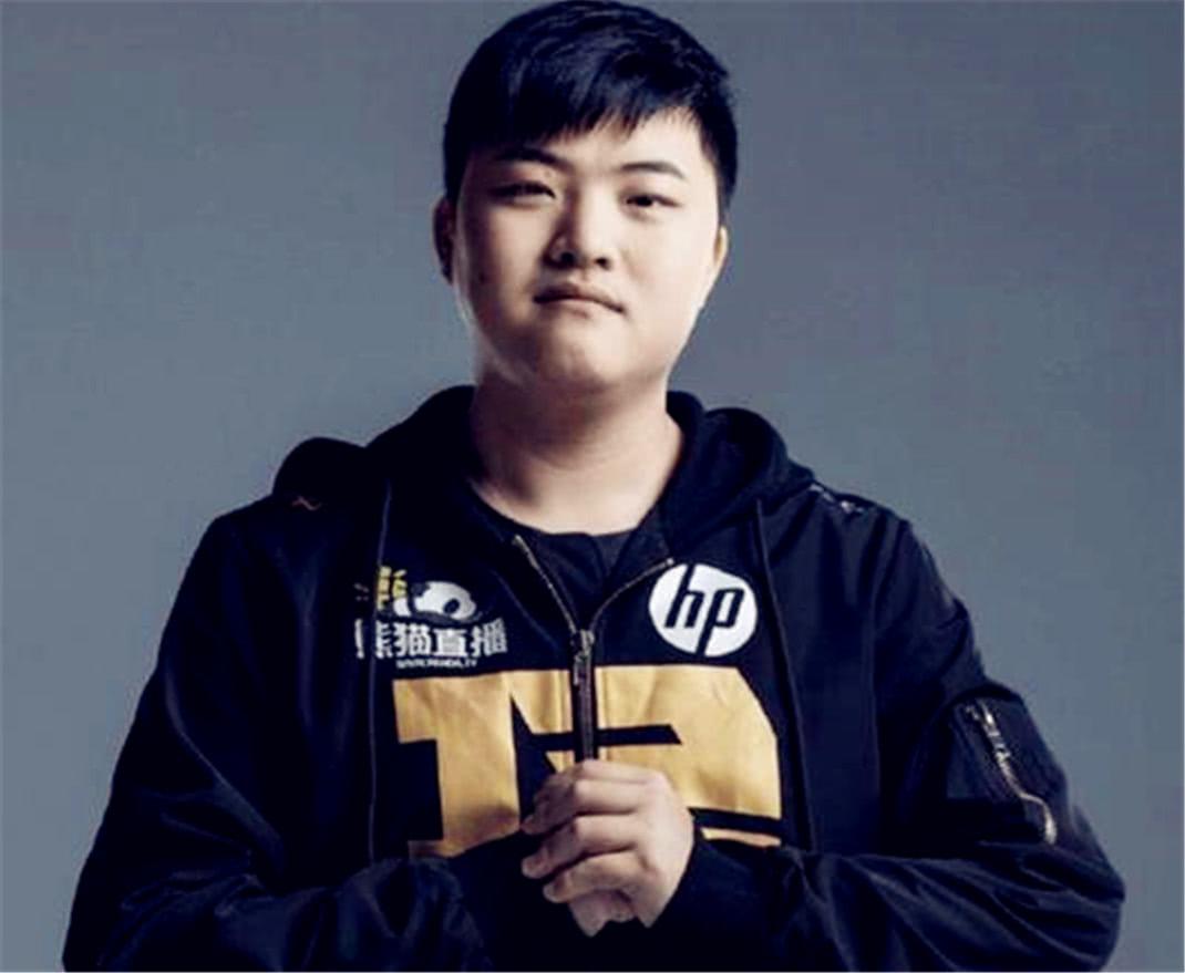 赛后尼斯内部沟通风云突变勒沃库森集结日强势反弹,连对手都承认:Uzi在G2比赛中连败的简单介绍 赛后尼斯内部沟通风云突变勒沃库森集结日强势反弹,连对手都承认:Uzi在G2比赛中连败的简单介绍