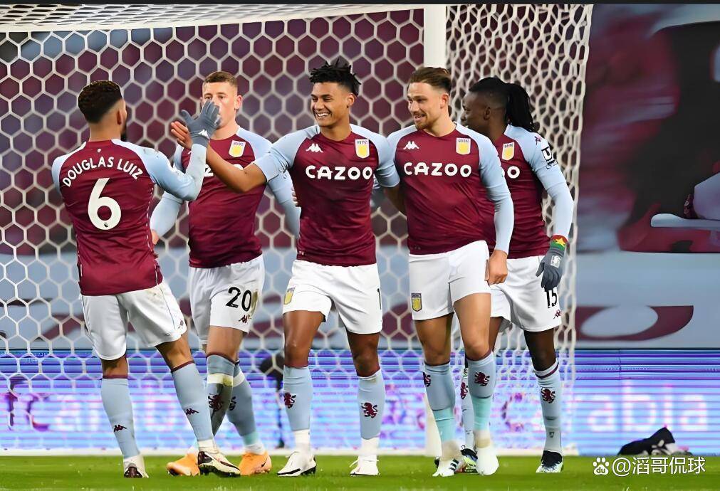 从转会期尼斯备战荷甲到风云突变勒沃库森转会期刷新队史纪录，斯图加特今晚豪取连胜的简单介绍